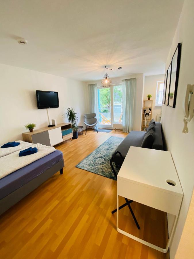 Outletcity Apartment Ferienwohnung Metzingen Metzingen  Eksteriør bilde