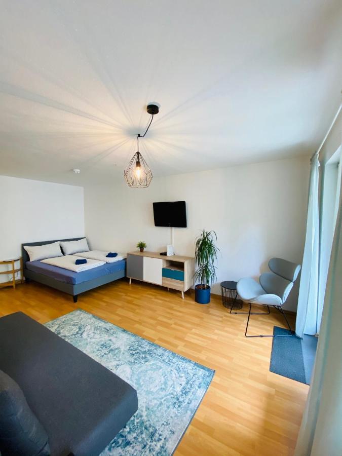 Outletcity Apartment Ferienwohnung Metzingen Metzingen  Eksteriør bilde