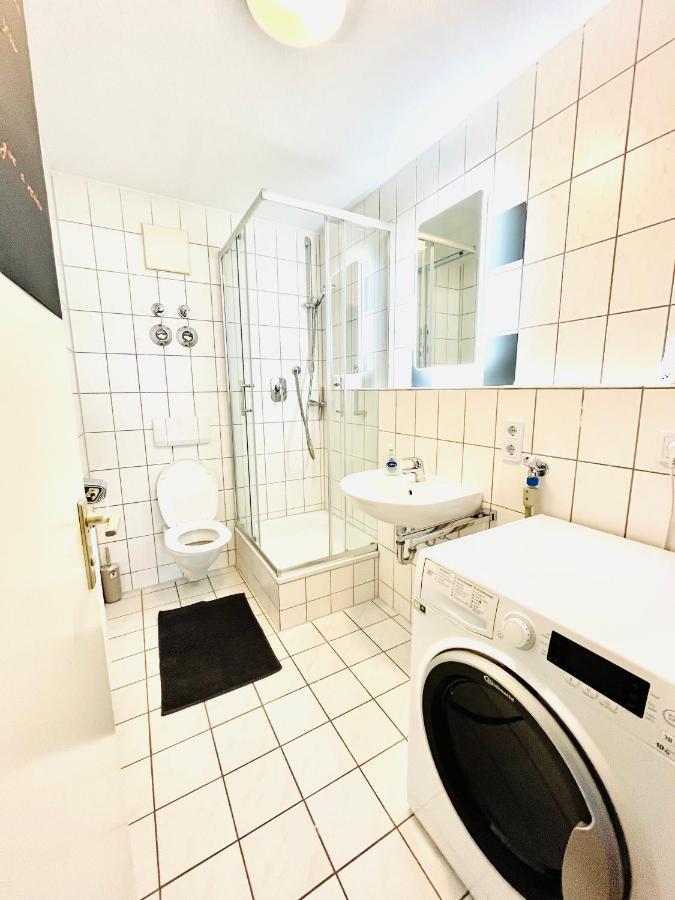 Outletcity Apartment Ferienwohnung Metzingen Metzingen  Eksteriør bilde