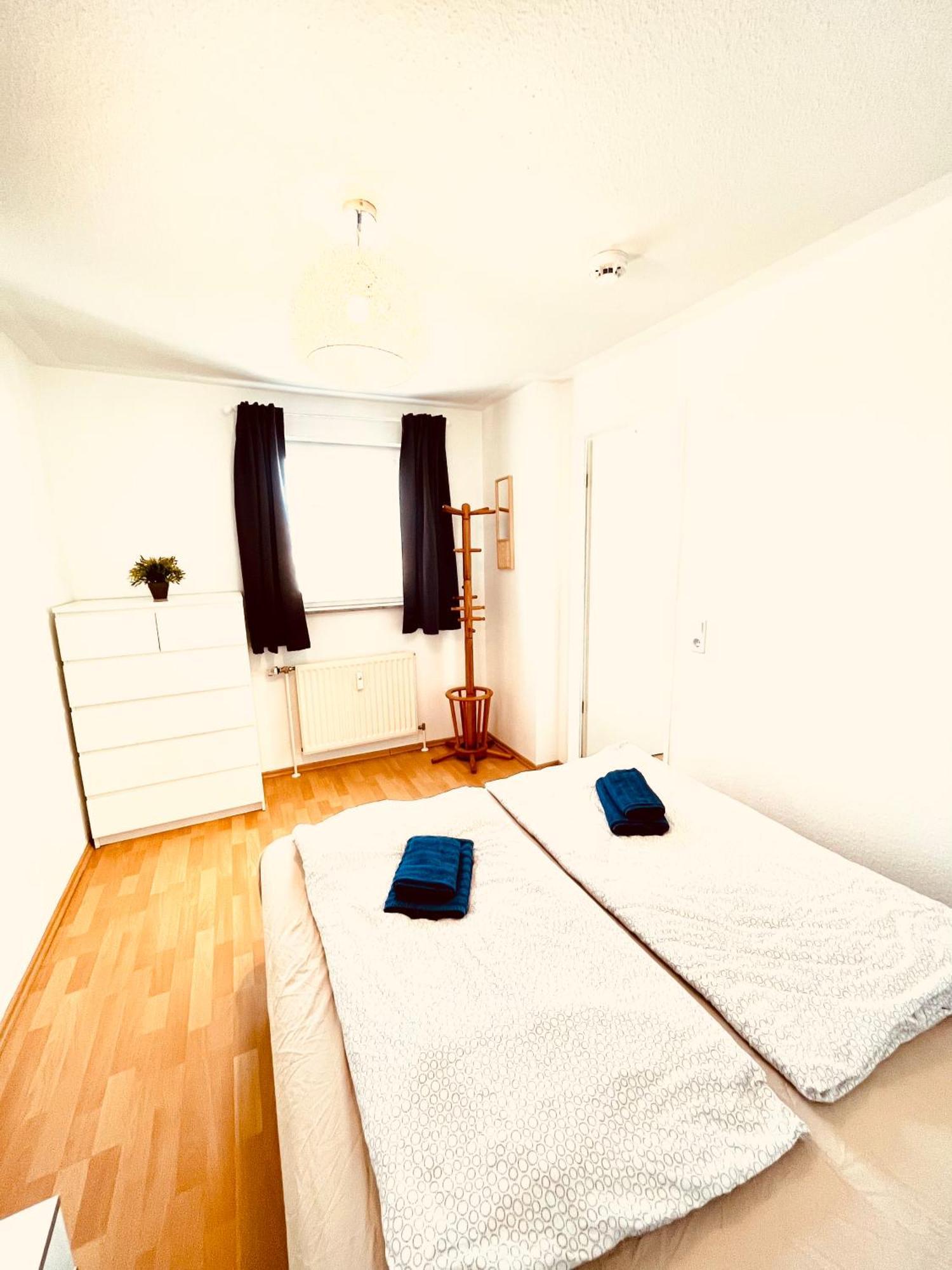 Outletcity Apartment Ferienwohnung Metzingen Metzingen  Eksteriør bilde