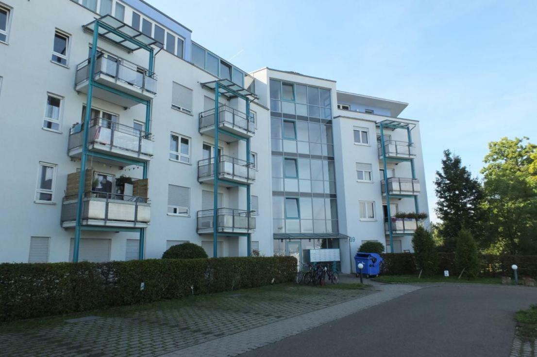 Outletcity Apartment Ferienwohnung Metzingen Metzingen  Eksteriør bilde