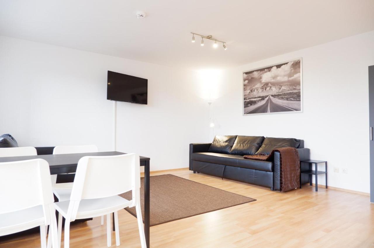 Outletcity Apartment Ferienwohnung Metzingen Metzingen  Eksteriør bilde