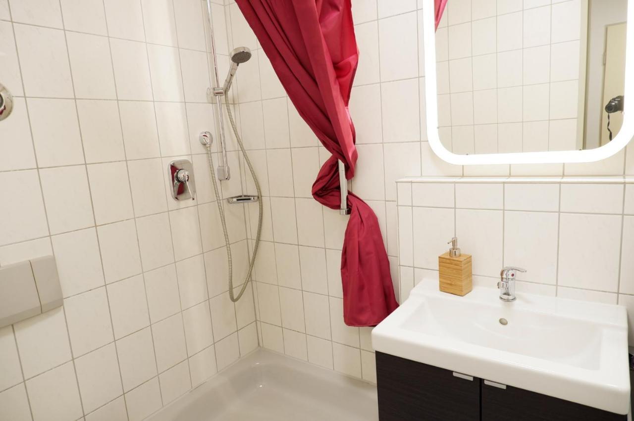 Outletcity Apartment Ferienwohnung Metzingen Metzingen  Eksteriør bilde