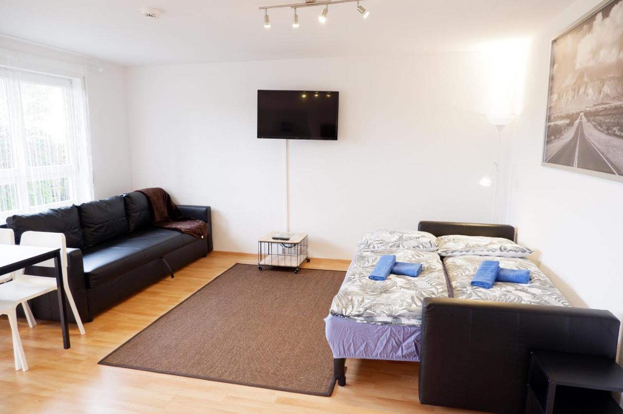 Outletcity Apartment Ferienwohnung Metzingen Metzingen  Eksteriør bilde