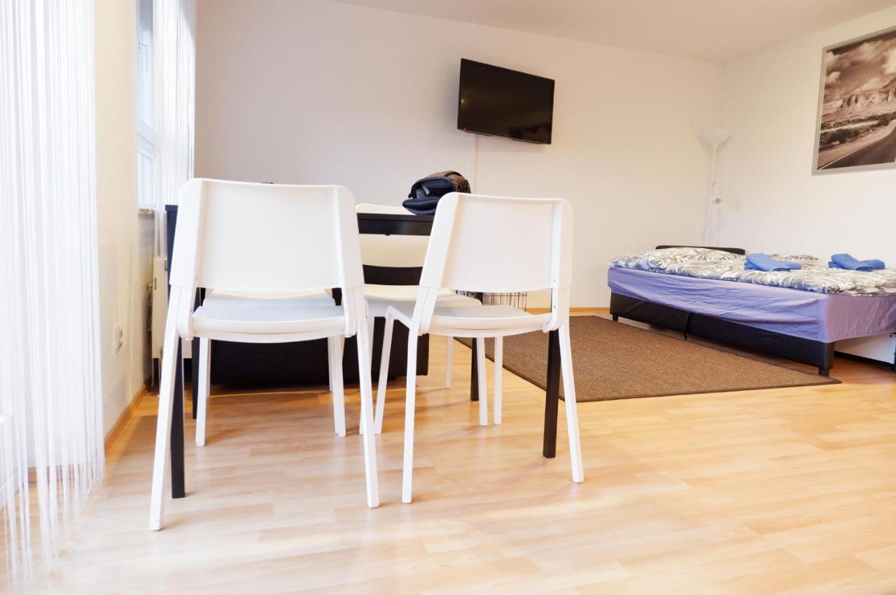 Outletcity Apartment Ferienwohnung Metzingen Metzingen  Eksteriør bilde